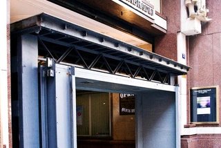 Atypical lift, freight curb lift for scenery, 2 stations, Prague 1