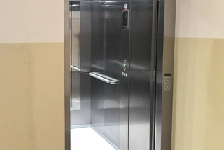 Personal lift Orona, modernization, Prague 8 (2)