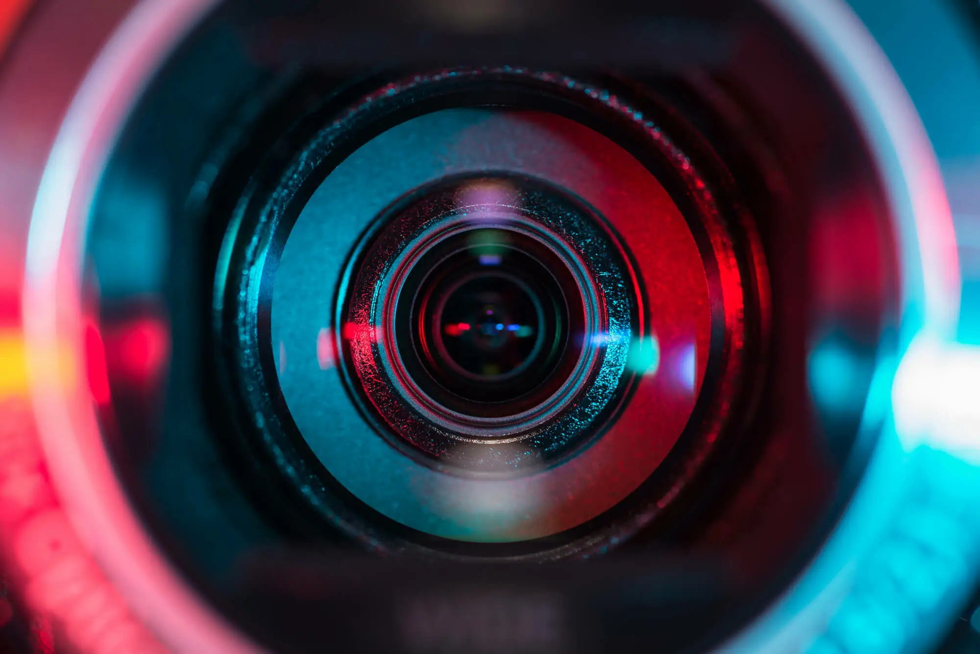 Camera suitable for hidden mounting